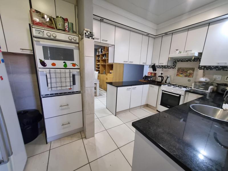 3 Bedroom Property for Sale in Bella Vista Western Cape